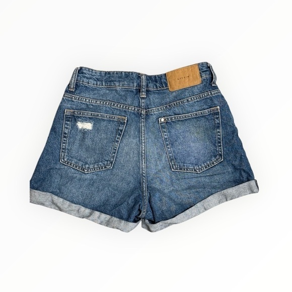 H&M Women’s Blue Distressed Denim Shorts High Waist Mom Shorts Size 4 - Picture 2 of 5